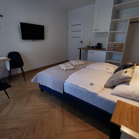Dom Goscinny Z Restauracja - Rejs Dziwnów エクステリア 写真